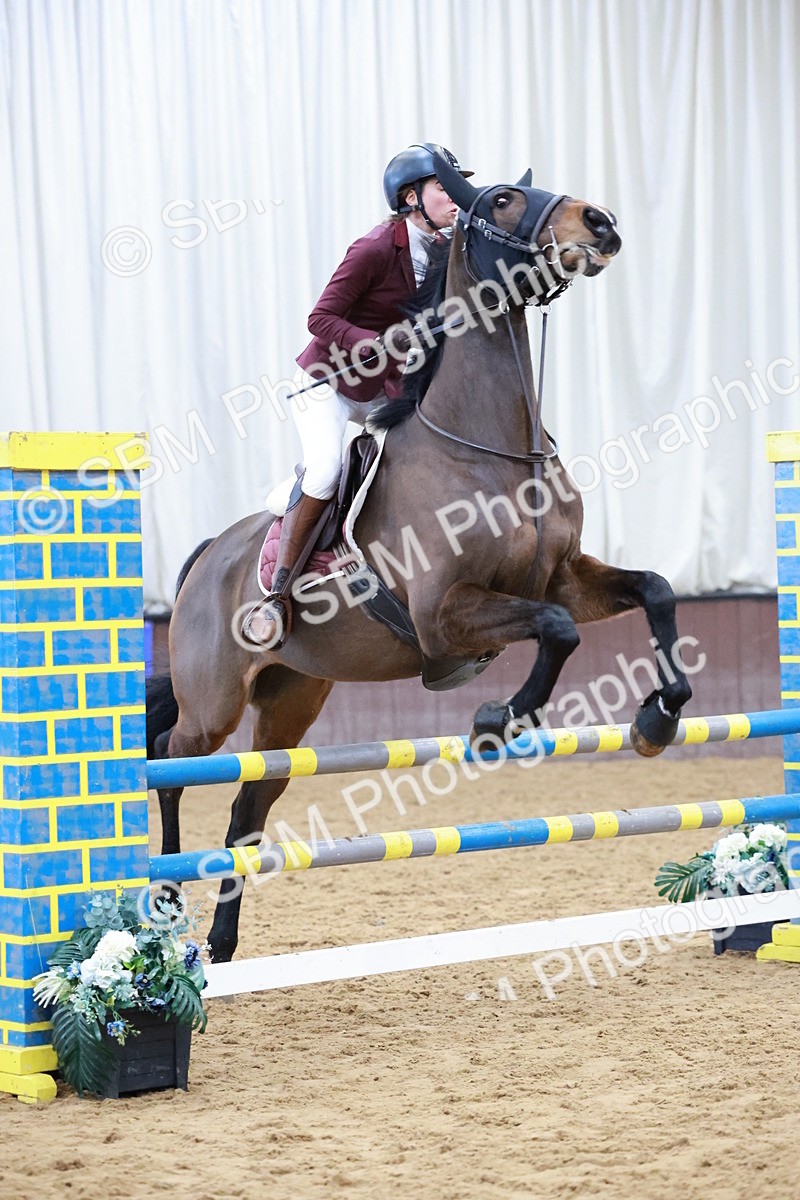 SBM_002922 - Class 9 - Equissage Pulse Senior BritiNovice/ 90cm Open