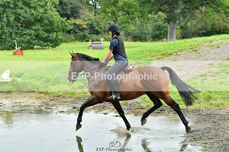 230817-131916-00910 - Theo's 1st Group - XC