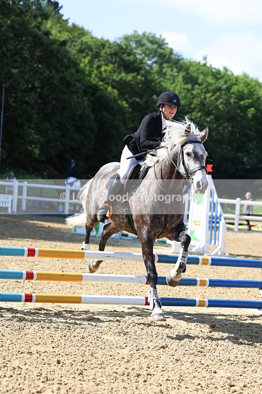 3E7A2513 - Class 2: 70cm Juniors and Seniors