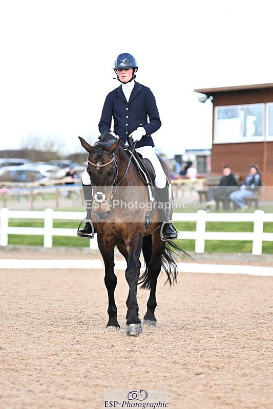 240324A-133253-03686 - Novice 27, 12.30 to 13.50