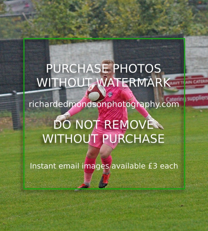 DSC02603 - Kendal Town v Yorkshire Amateurs (9/10/21)