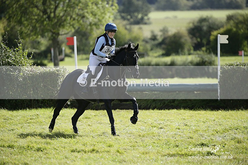  WWHT 031021 2995 - Intermediate (0.90m)  03/10/21