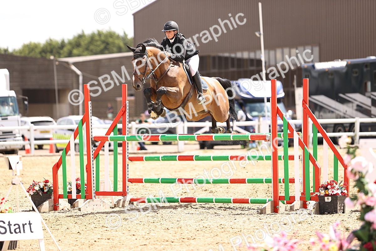 SBM_003844 - Class 22 - Senior Foxhunter 1.20m