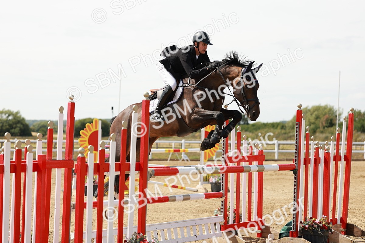 SBM_007986 - Class 4 - Senior Foxhunter - 1.20m Open