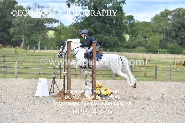 BPP_4376 - CLASS 19 SUN Springboard 128cm/ 138cm Restricted Handicap