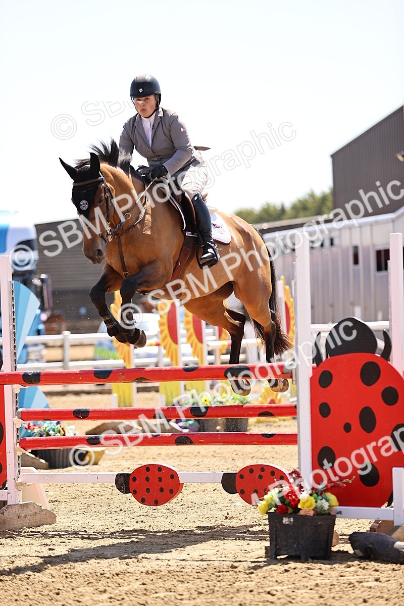 SBM_010068 - Class 9 - Senior Foxhunter - 1.20m Open