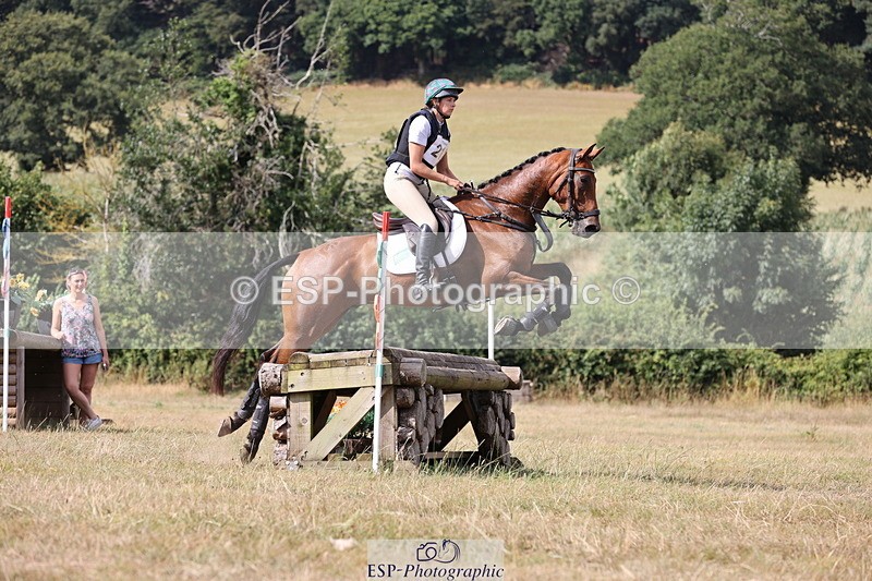 250802A-161813-07506 - E-211-Torie.Sleep-CLEVER