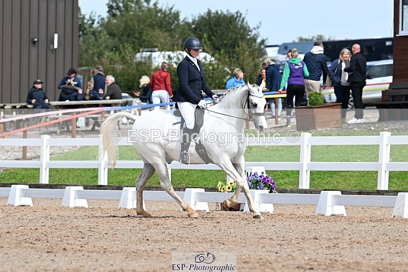 250907-132712-10141 - 065-Jessica.PerrySilver.Secret