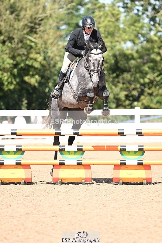 240914A-140455-07529 - Cls 24-S 1.05m Amateur Qualifier