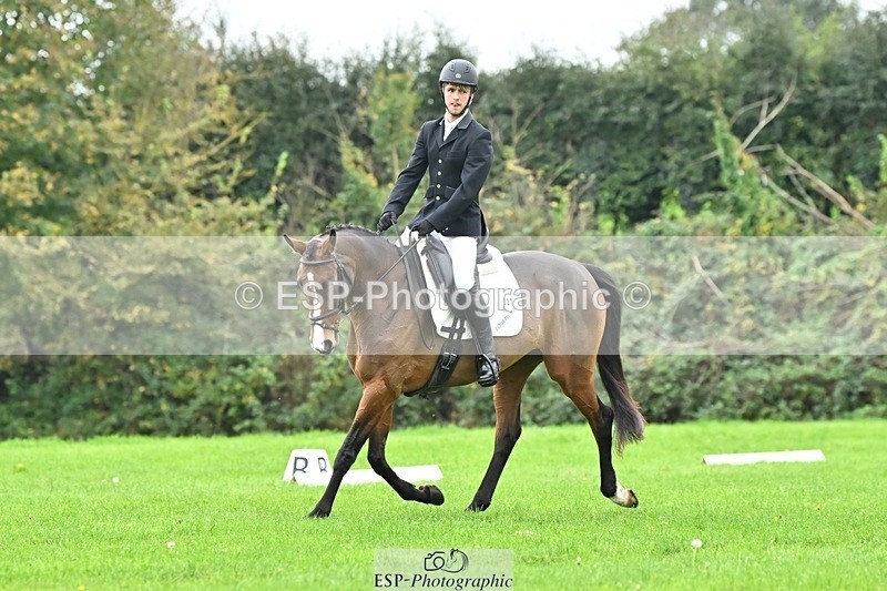 241024-133146-04129 - 327-Daniel.Hockey-JANE.CAMILLE