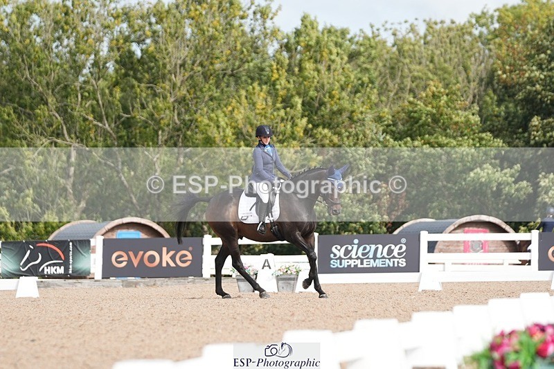 250906-103537-01272 - 033-Caroline.HeardNever.Wait