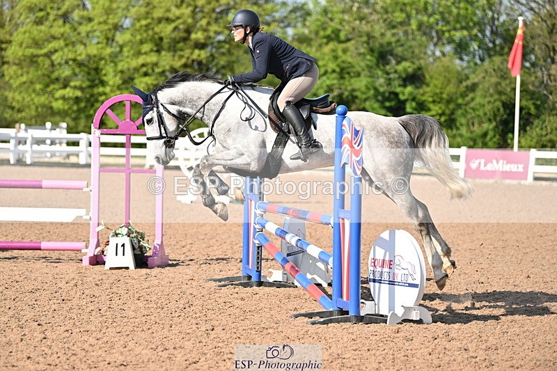 240509A-092057-00099 - Cls 1 British Novice and 90cm Open