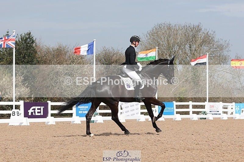 250404-112301-04940 - 093+097-Jennifer.Charleston+Gijs.Van.Vooren