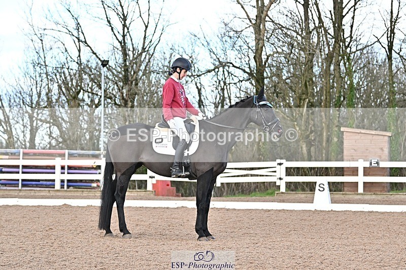 241214-115033-01463 - 131-Alys.Matravers-DARGASONS.MOON.SHADOW