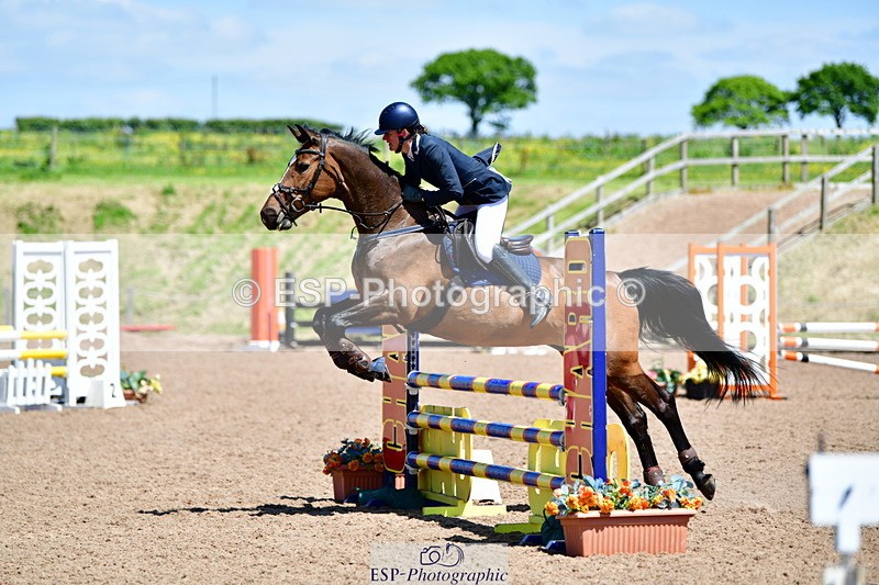 240525A-132128-06104 - Cls 22 95cm National Am Qualifier