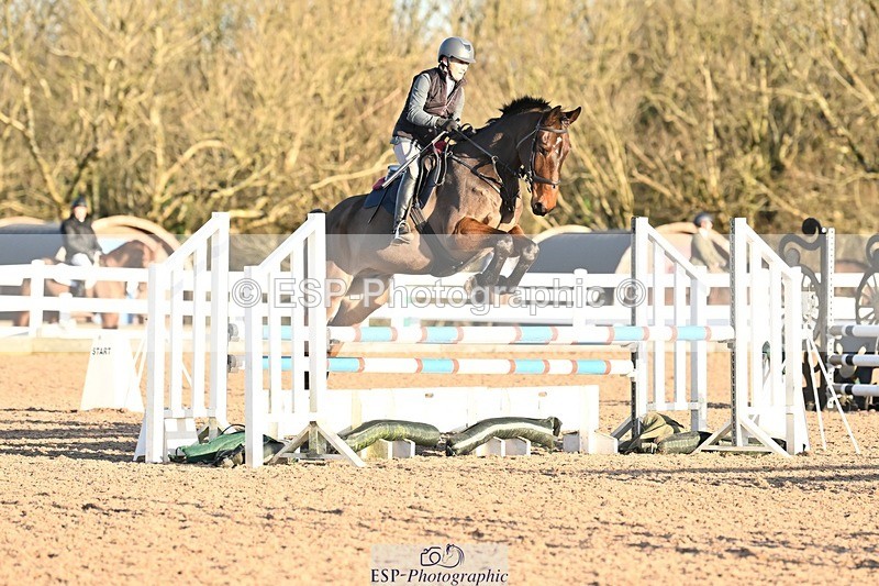 241208-092516-01505 - Cls 18 Bliss of London Novice Champ Q