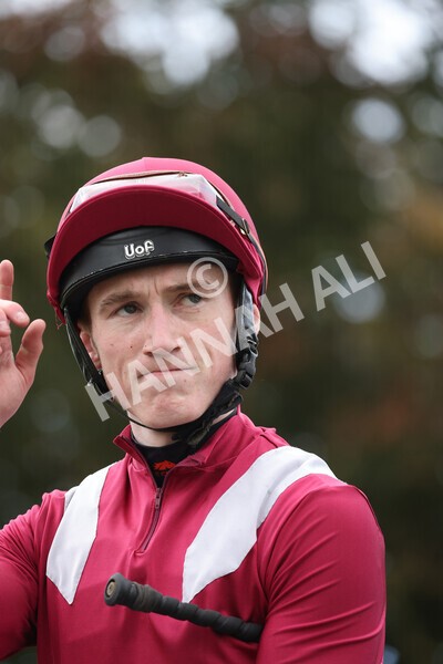 yr24092021r5-37 - Race 5 3.50pm William Hill Leading On Course Bookmaker Stakes