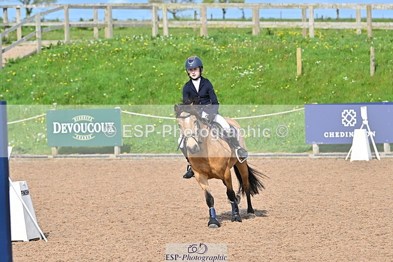 240506A-164008-10230 - Cls 20 Schools 70cm