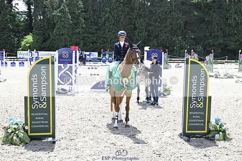 250525A-131504-17576 - Presentations Section B CCI 3 Star Long