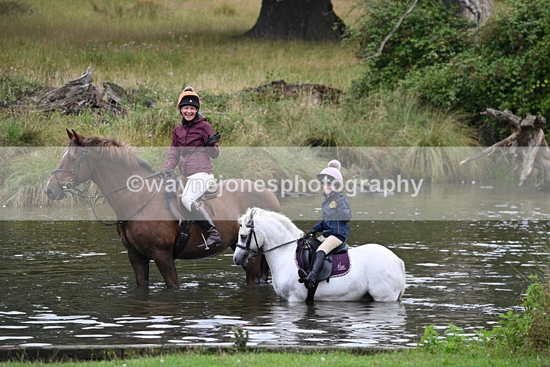 WJ7_6490 - Time at Water 09:30 to 10:00