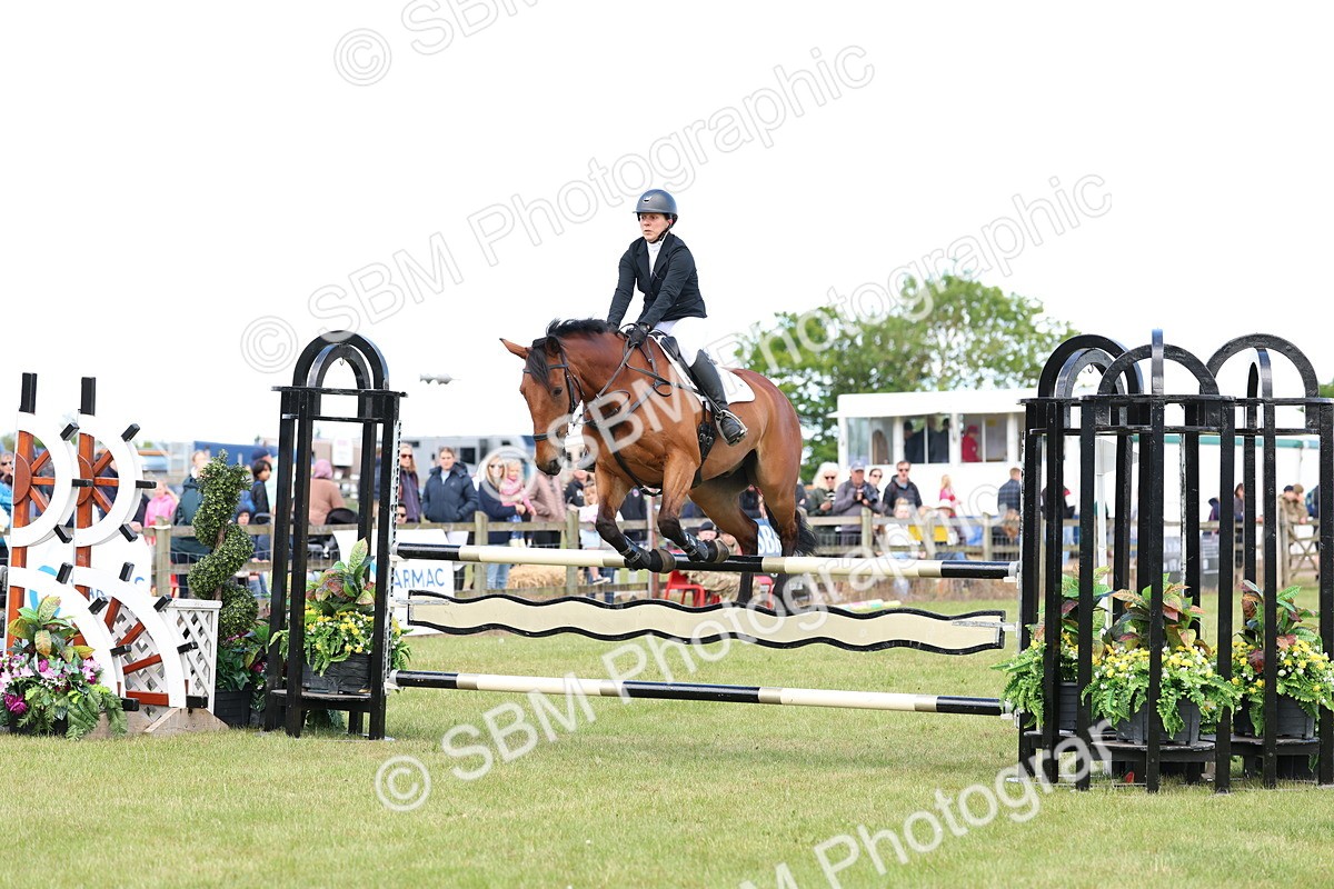 SBM_13491 - Class 206 - Senior Newcomers - 1.10m Open