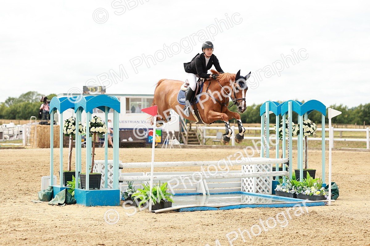 SBM_018880 - Class 21 - Senior Newcomers Championship 2d Rd