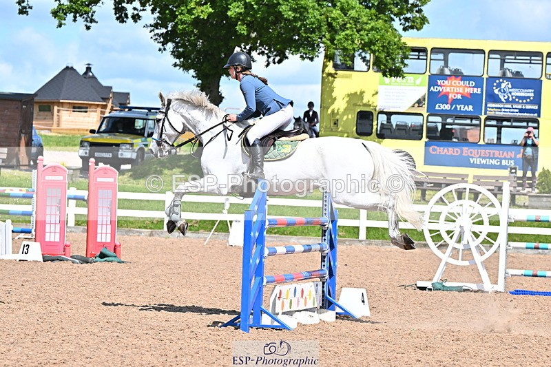 240619A-154912-00995 - Cls 5 Snr Foxhunter and 1.20m Open