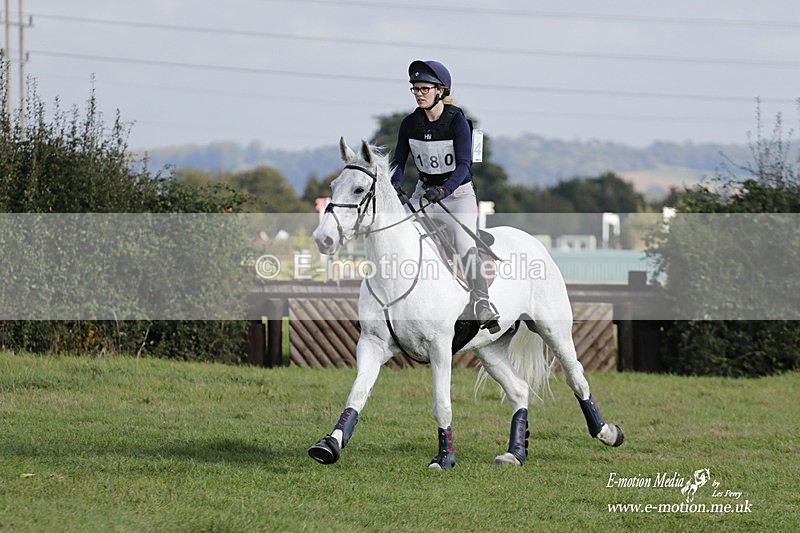  WWHT 171021 3216 - Intermediate (0.90m)  17/10/21