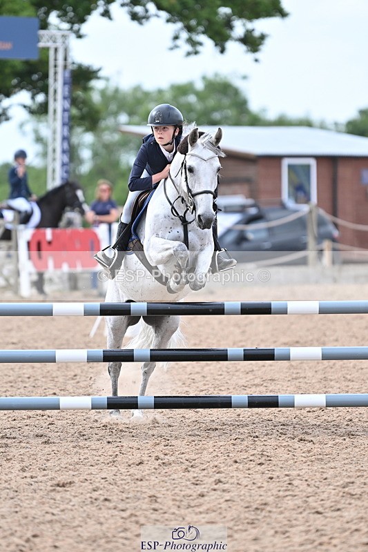 240628A-165006-01558 - Cls 5 Stepping Stones 128cm + 138cm