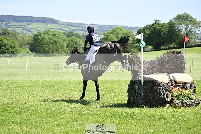 240525-122545-13253 - 375-DASSETT_ARTHALENT-Piggy_March