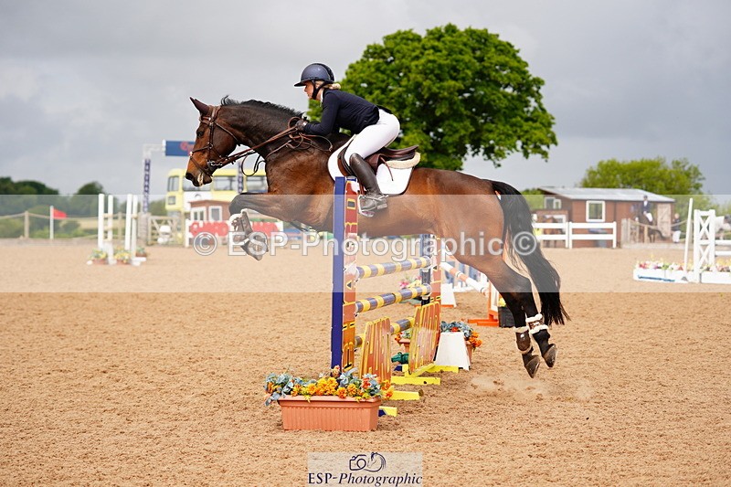 240526A-115208-07912 - Cls 26 Chard Equ 1.05m and 1.10m Grand Prix