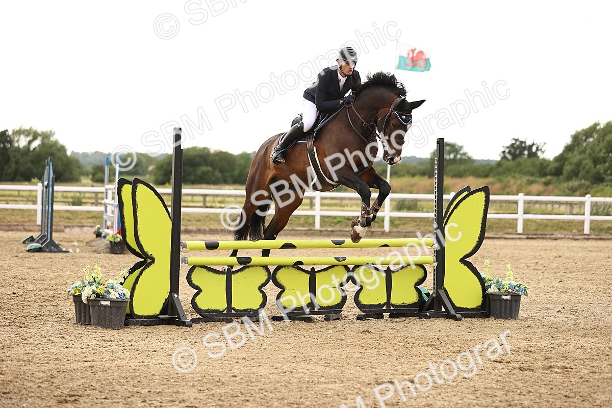 SBM_004913 - Class 24 - Arit Senior British Novice - 90cm