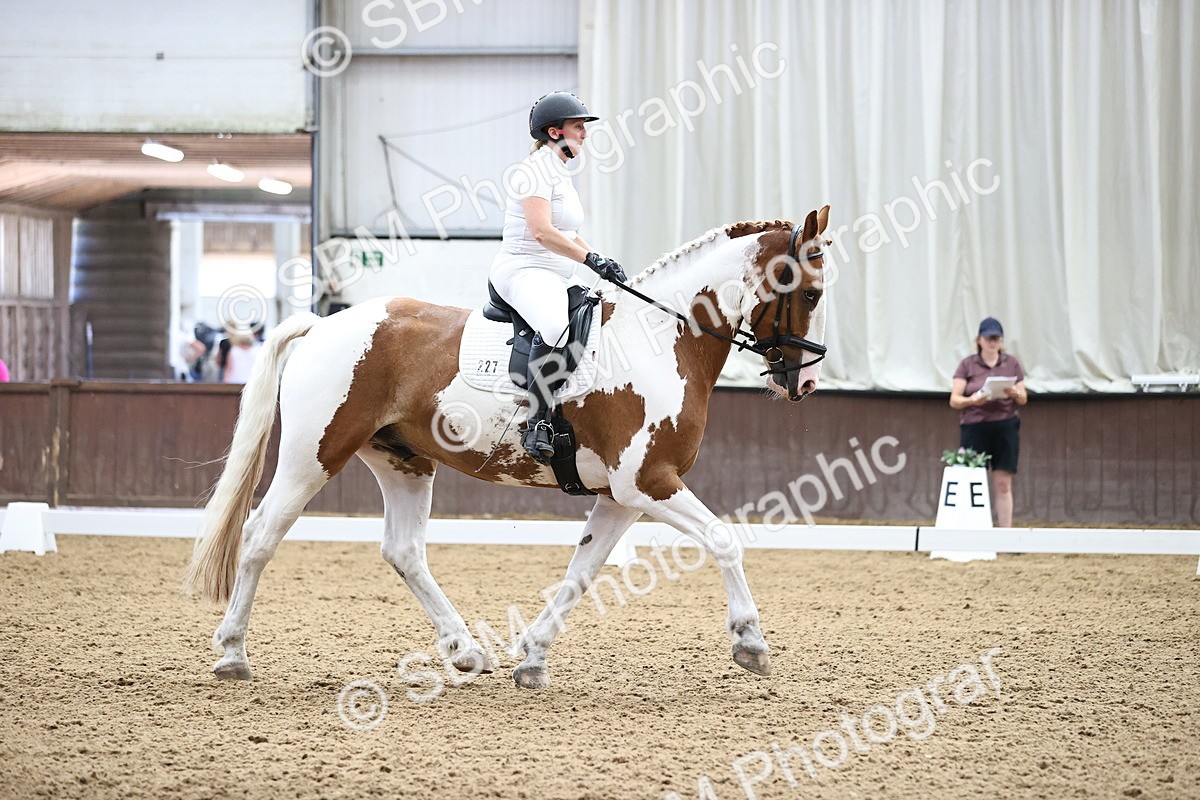 SBM_000935 - Novice 4 Warm Up
