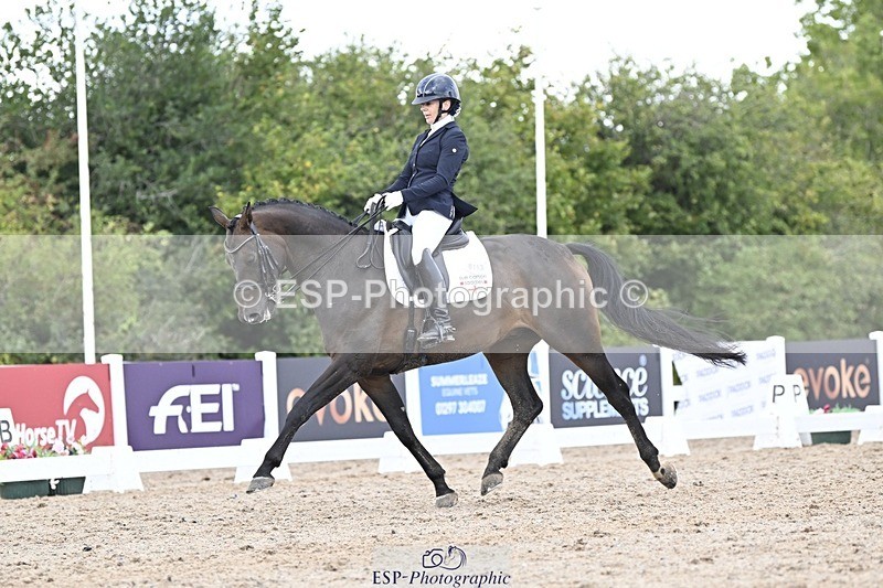 250907-165631-10825 - 113-Nicole.JahanshahiVirtual.Attraction