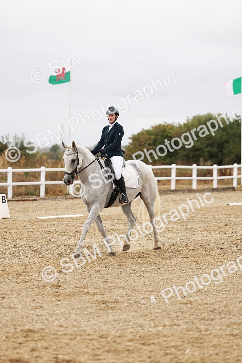 SBM_001923 - Class 8-11 - N2 E1 Warm Up - 12.27-12.59