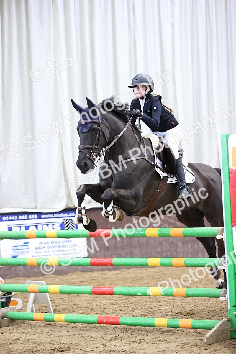SBM_006333 - Class 16 - Senior Newcomers - 1.10m Open