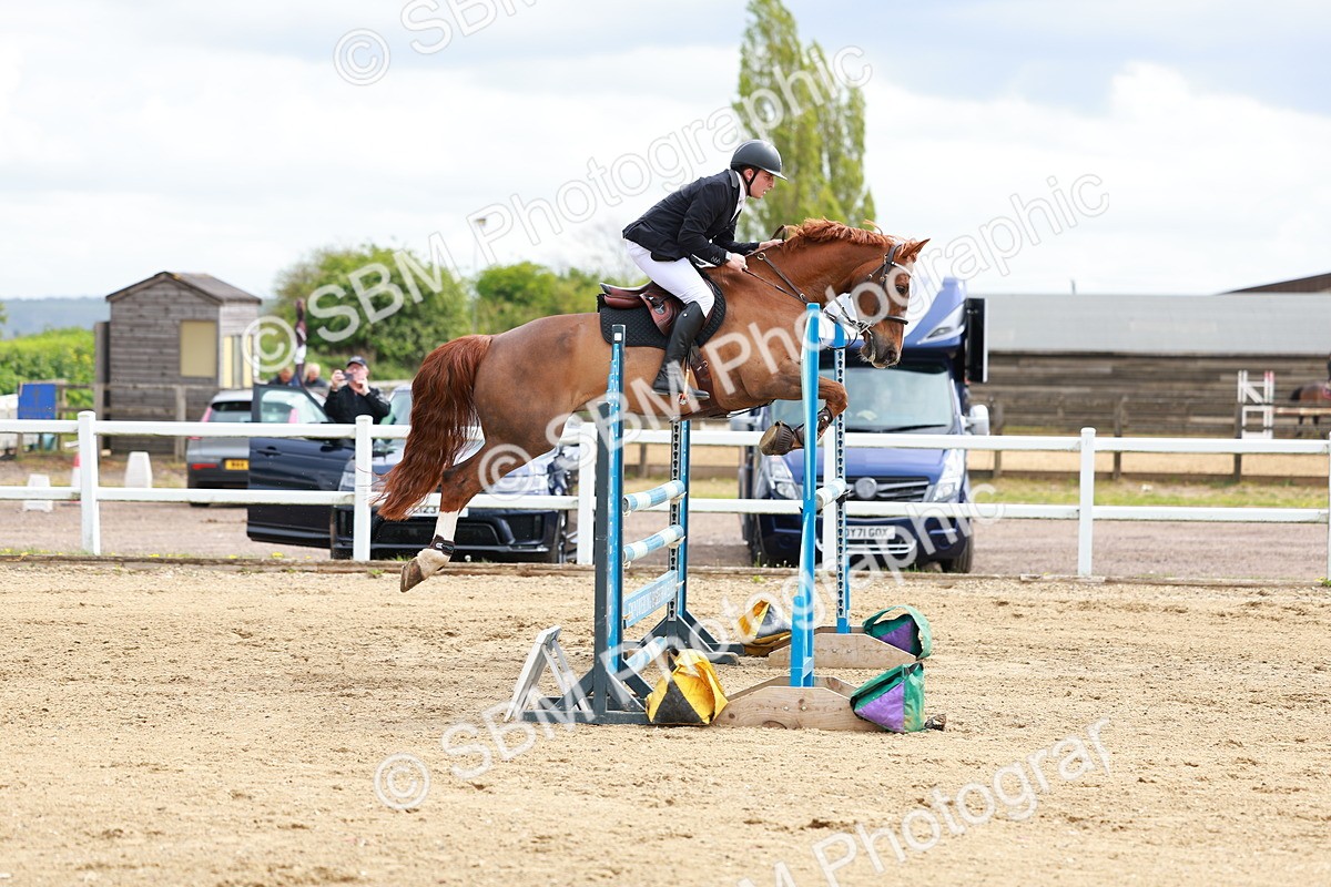 SBM_002470 - Class 10 - Senior Newcomers - 1.10m