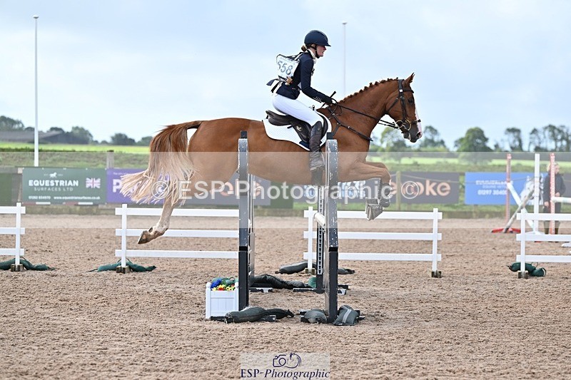 250831-095959-05264 - L-558-Lucy.Davies