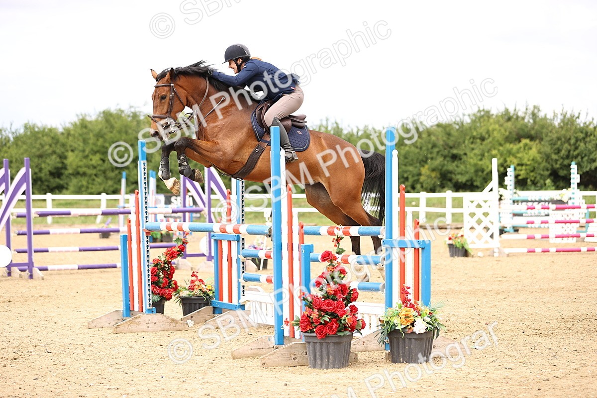 SBM_007813 - Class 19 - Senior Newcomers - 1.10m