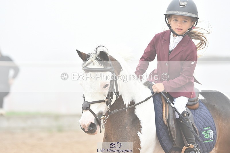 230902A-103842-00427 - Cls 2A Pony Small 70cm