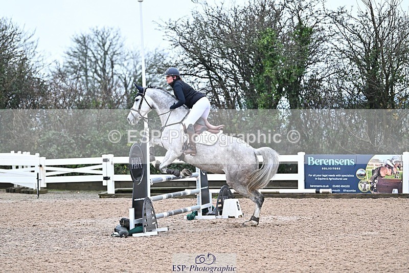 241127-094751-00077 - Cls 01A&B Brit Nov & 90cm Open