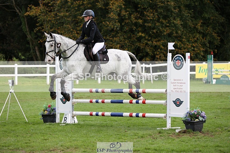 231022-132243-27672 - 474-MENELAUS-Elise.Washer-TrotUp+SJ