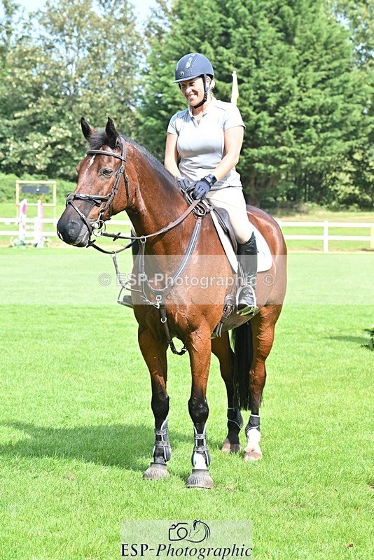 230909-124259-05516 - Cls 11 Snr Foxhunter & 1.20m Open