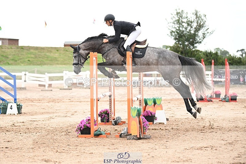 250727-093422-08847 - Cls 31 British Novice and 90cm