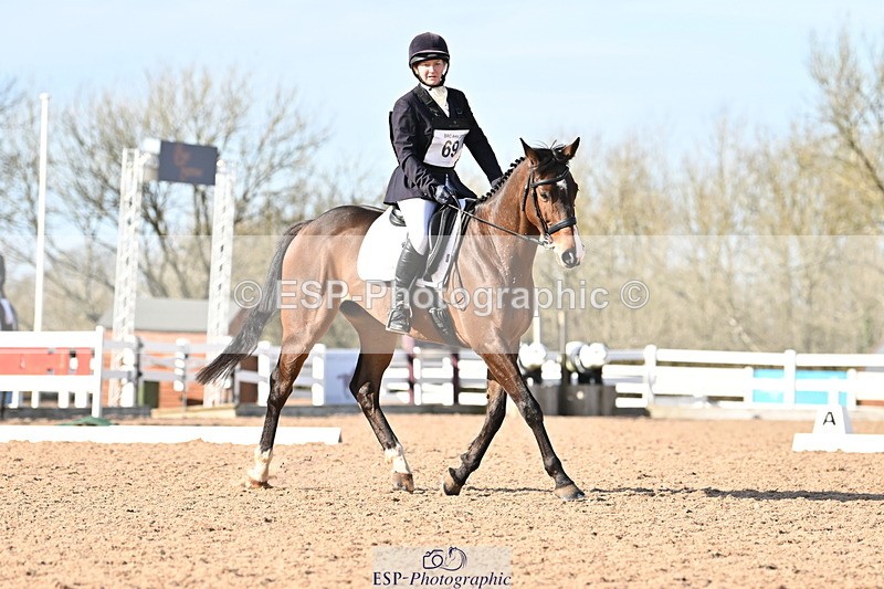 240324A-153914-04531 - Novice 28, 15.33 to 16.15