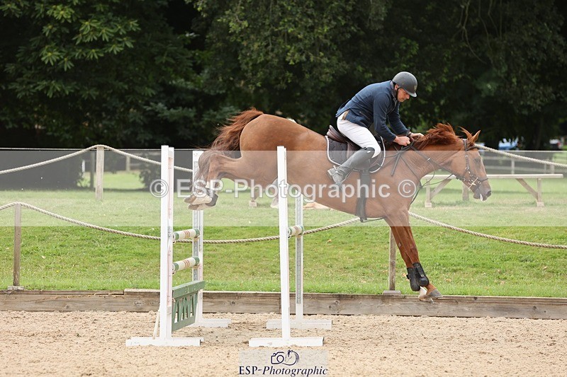 240817-141038-01751 - 05A Snr Newc