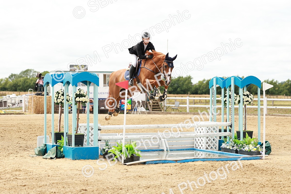 SBM_018878 - Class 21 - Senior Newcomers Championship 2d Rd