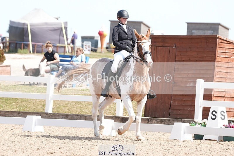 250817-123257-09110 - 161-Isabel.LawsonIn.the.pink