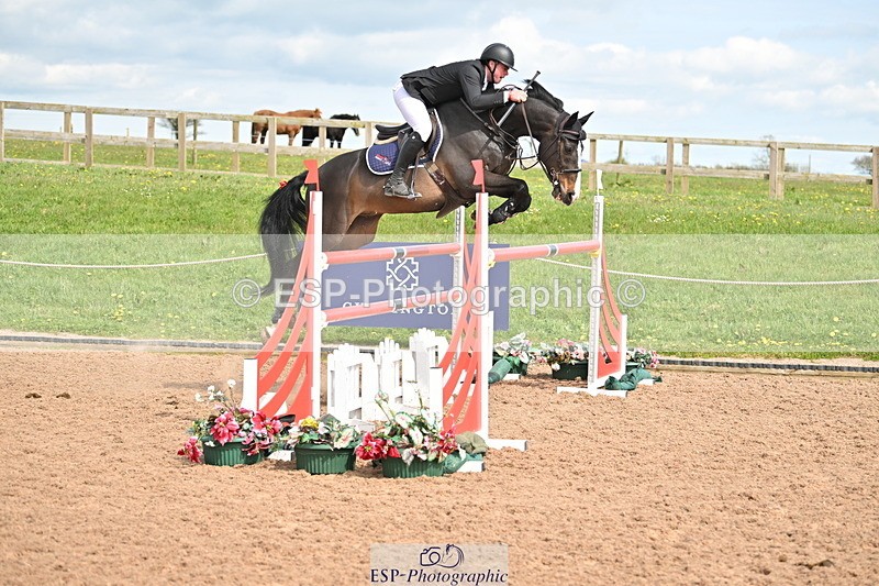 240418A-144650-04532 - Cls 9, 2 Star Big Tour 1.40m