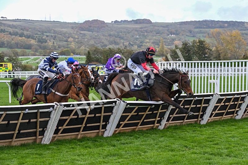 241025-Race 4-Jaminska-3935 - Race 4